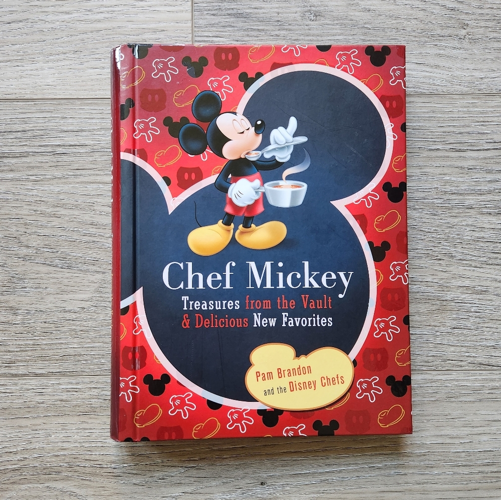 Disney Chef Mickey Treasures From The Vault Cookbook Disney World Disneyland